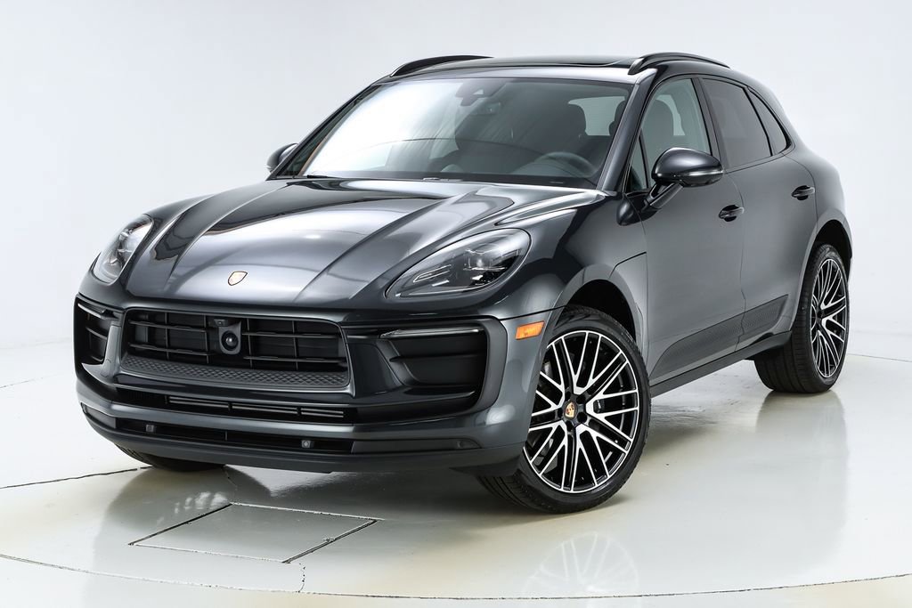 Certified 2026 Porsche Macan image 1