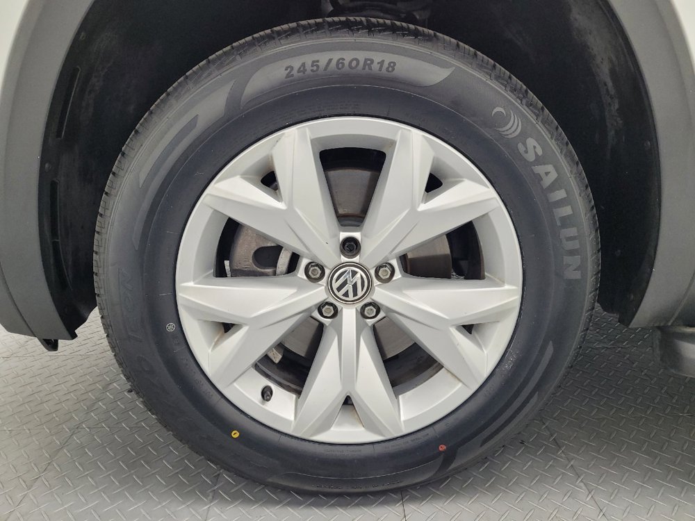 Used 2018 Volkswagen Atlas SEL FWD image 31