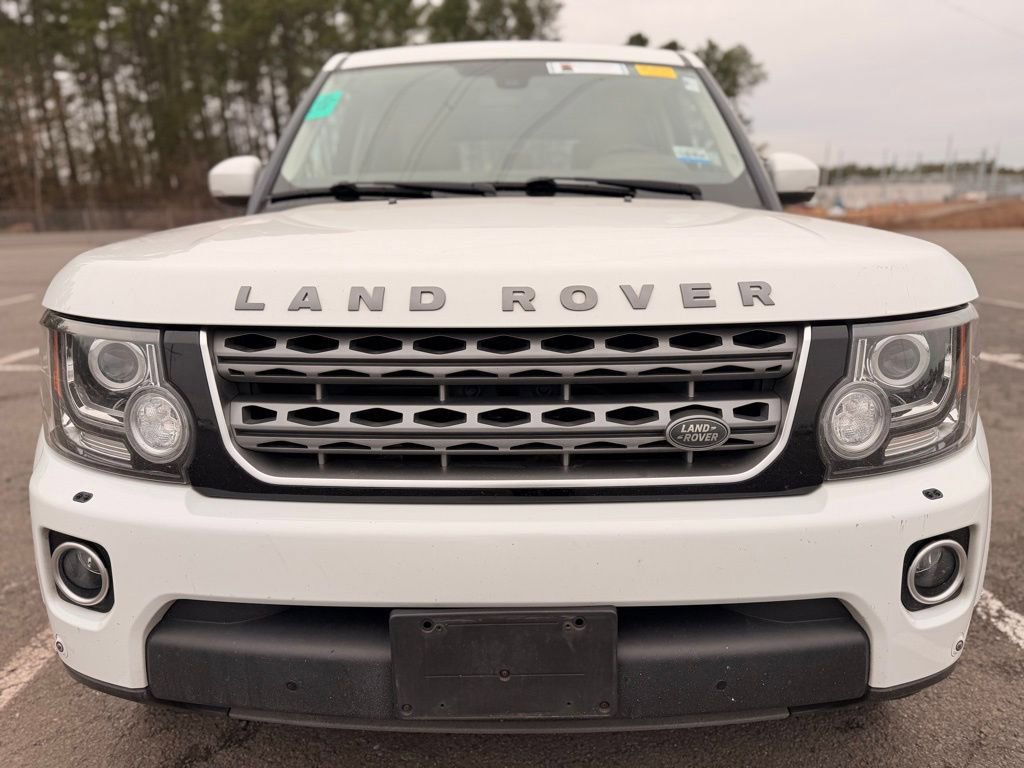 Used 2016 Land Rover LR4 HSE AWD/4WD image 8