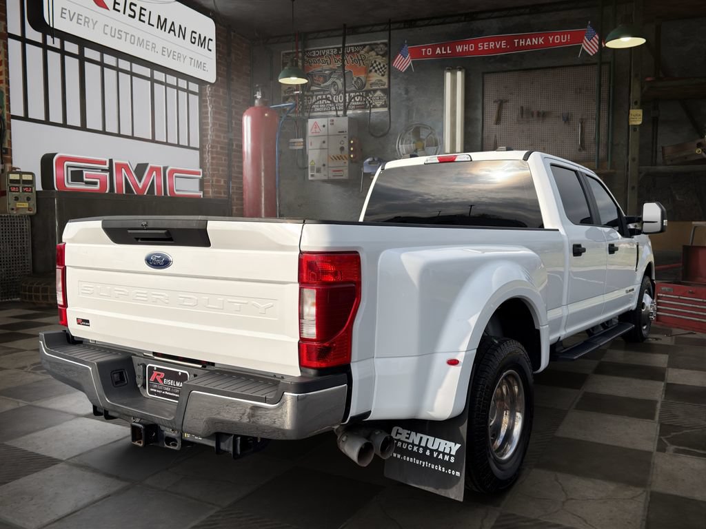 Used 2022 Ford F350 XL w/ STX Appearance Package RWD image 3