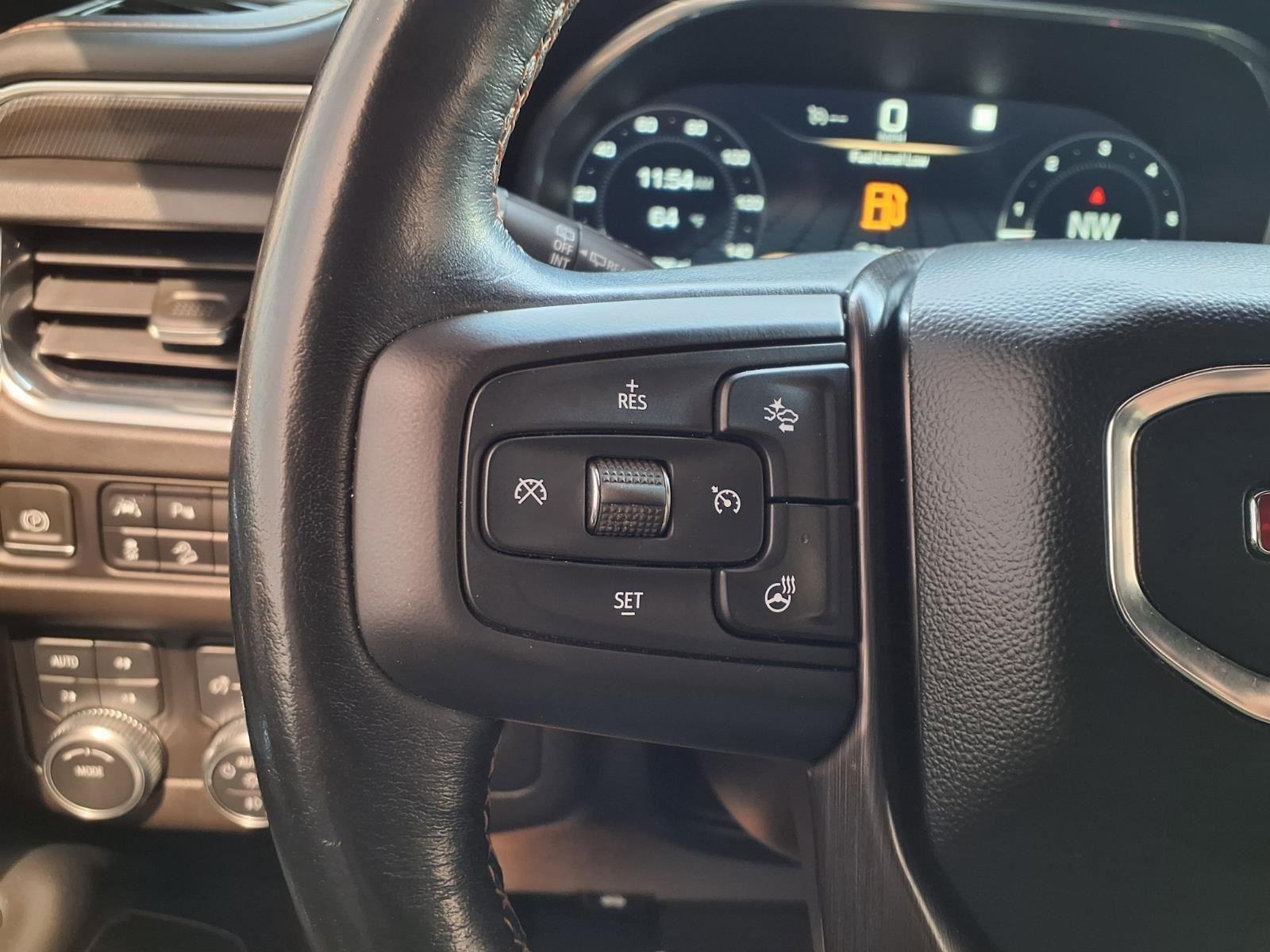 Used 2022 GMC Yukon AT4 w/ Technology Package AWD/4WD image 29
