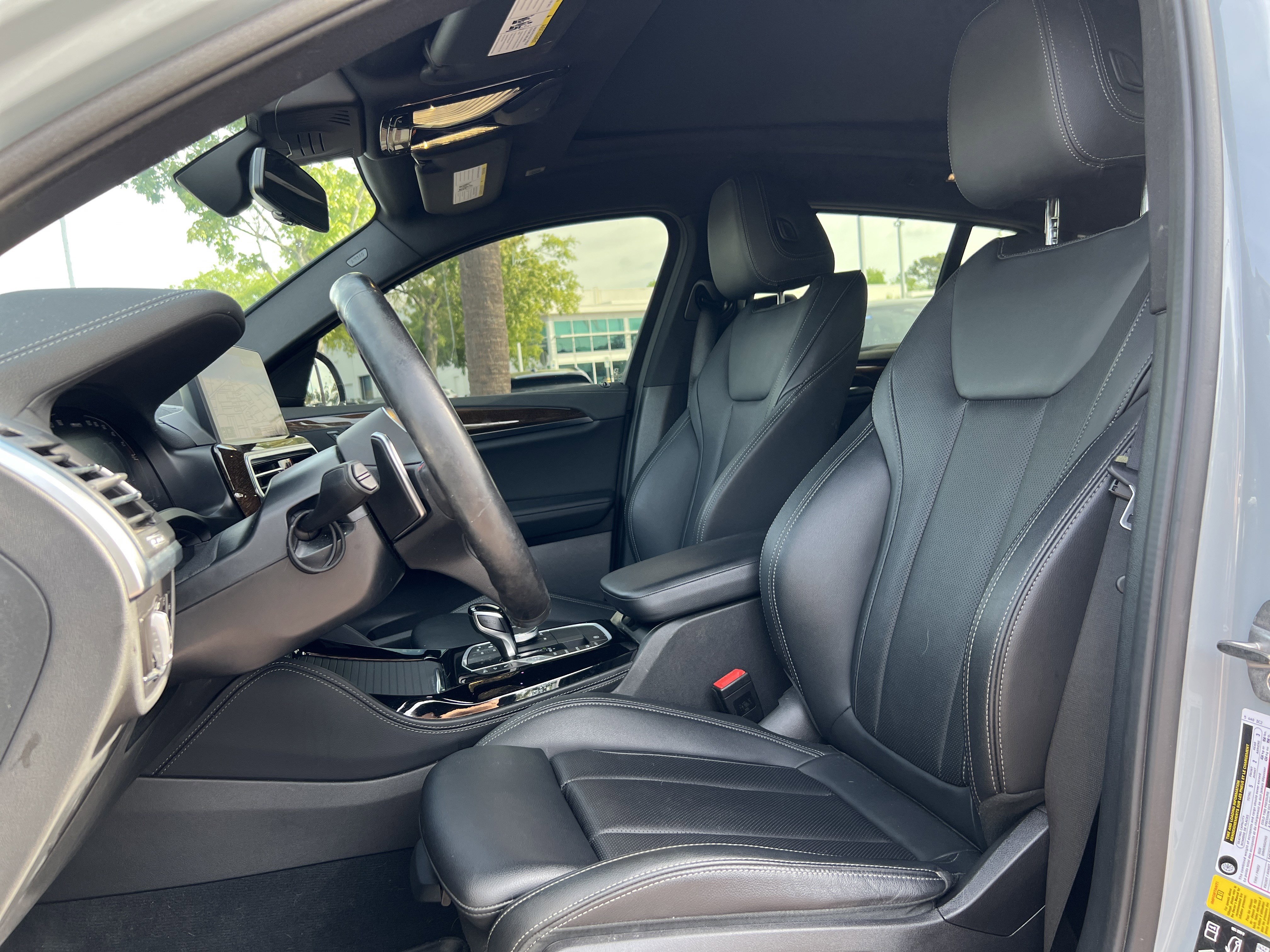 Used 2023 BMW X4 M40i w/ Premium Package image 18