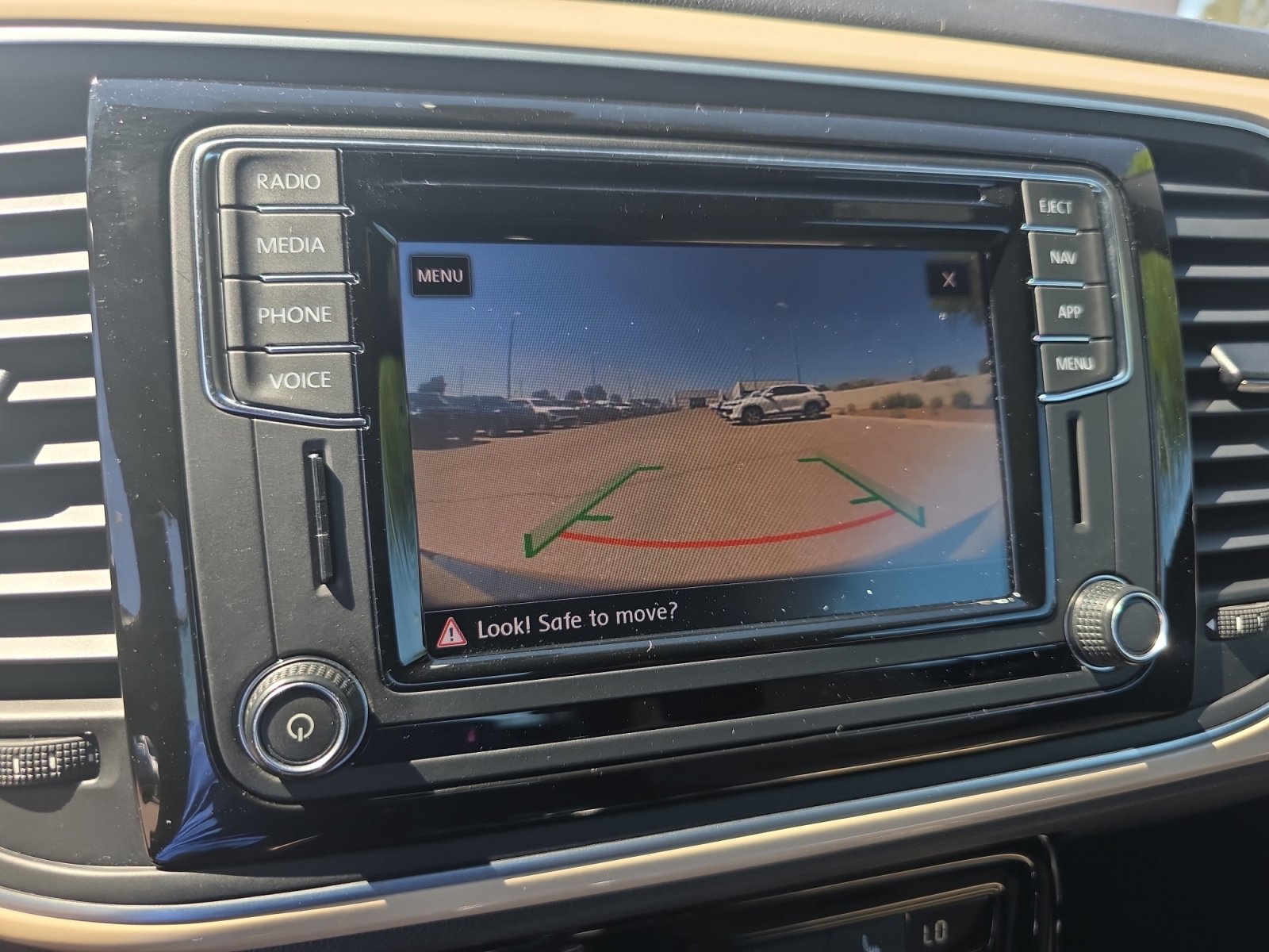 Used 2019 Volkswagen Beetle 2.0T Final Edition SEL image 29