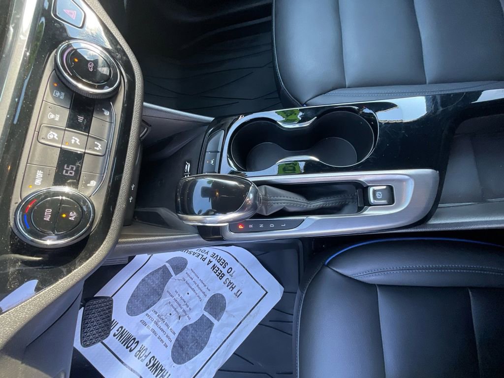 Used 2025 Buick Envista Sport Touring w/ Convenience I Package FWD image 20