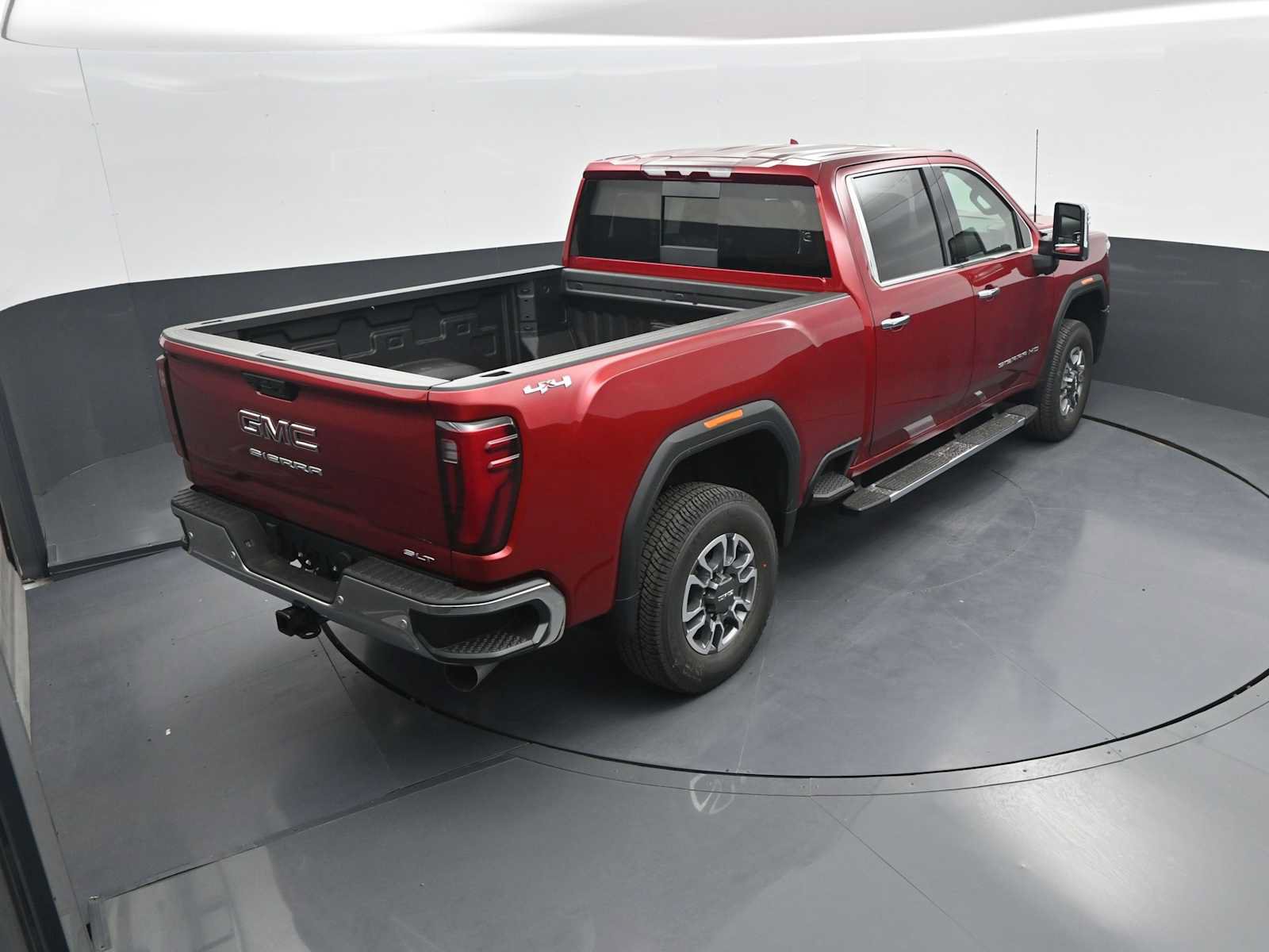 New 2026 GMC Sierra 2500 SLT w/ SLT Premium Package AWD/4WD image 28