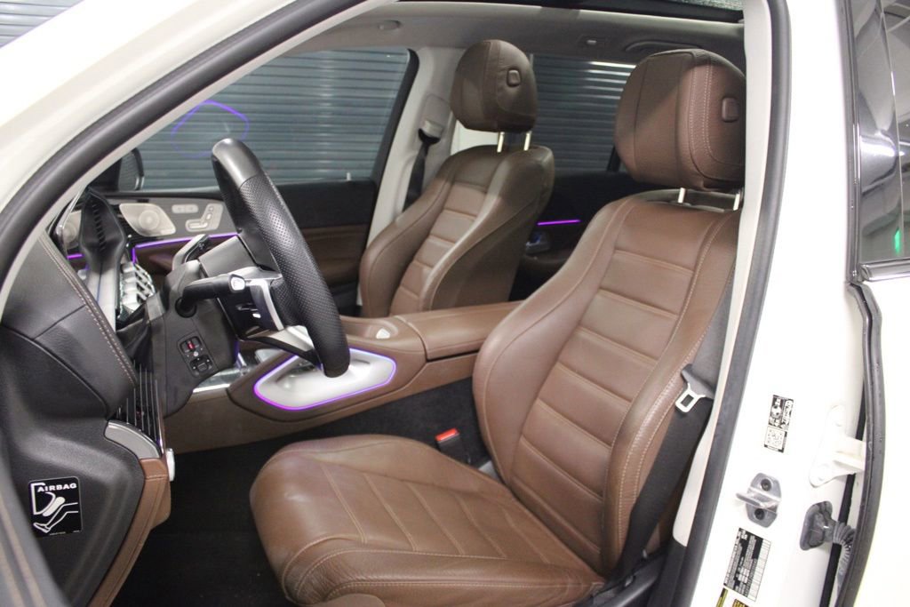 Used 2024 Mercedes-Benz GLS 450 4MATIC image 5