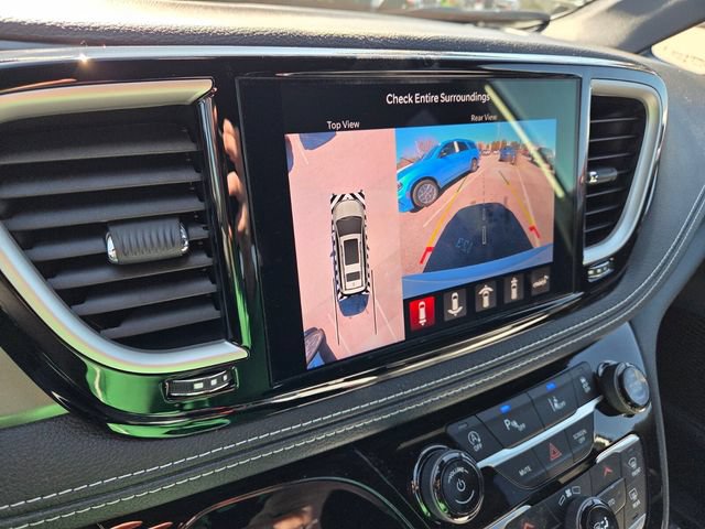 New 2026 Chrysler Pacifica Select FWD image 27