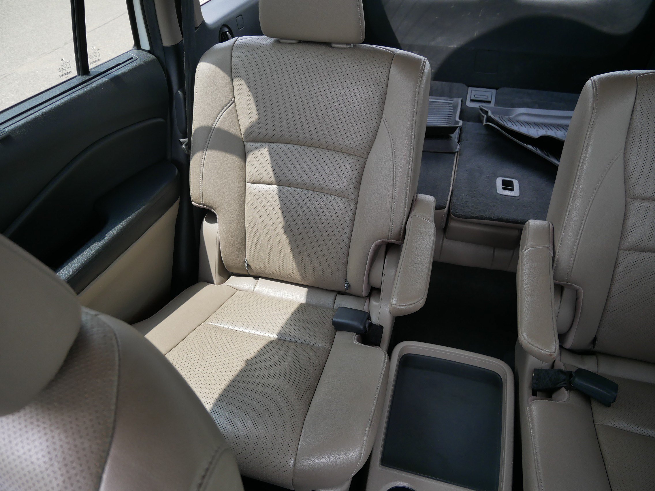 Used 2016 Honda Pilot Elite image 12