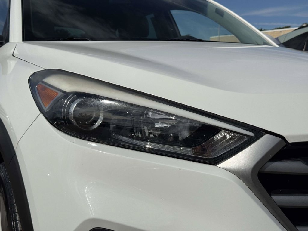 Used 2018 Hyundai Tucson SE FWD image 10