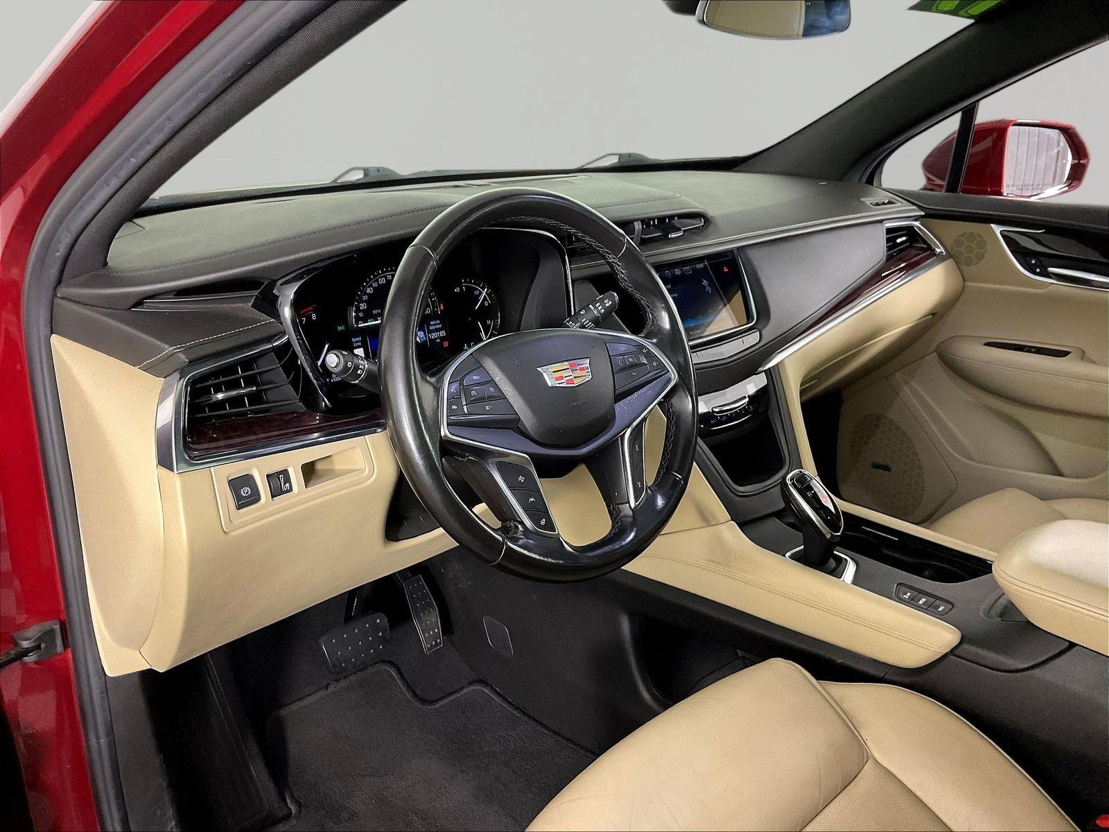 Used 2019 Cadillac XT5 Luxury AWD/4WD image 17