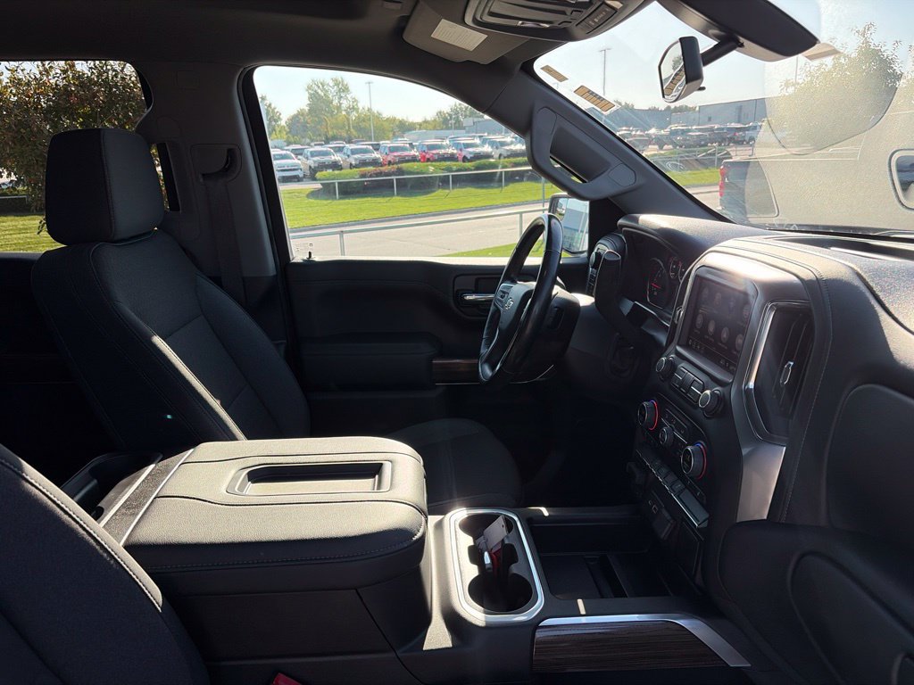 Used 2021 Chevrolet Silverado 1500 LT Trail Boss AWD/4WD image 28