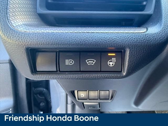 Used 2024 Toyota Prius XLE AWD/4WD image 22