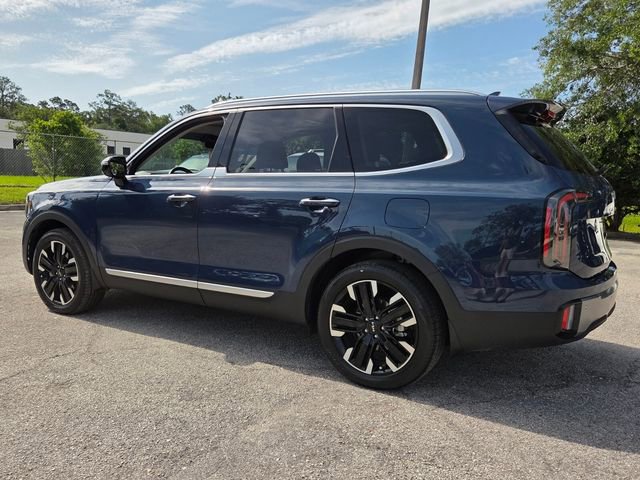 Used 2025 Kia Telluride SX w/ SX Captain's Chair Package FWD image 5