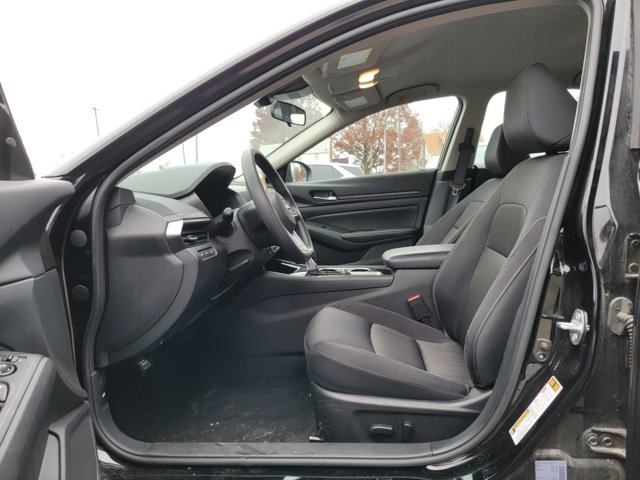 Used 2024 Nissan Altima 2.5 SV image 18