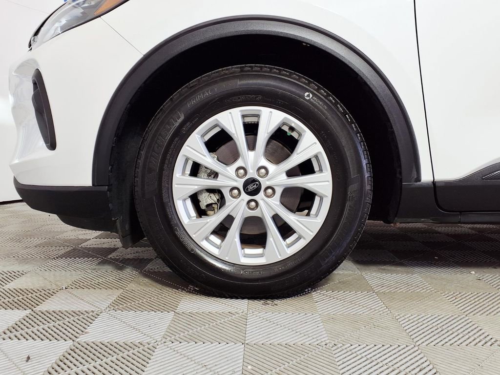 Used 2023 Ford Escape Active w/ Cold Weather Package image 7