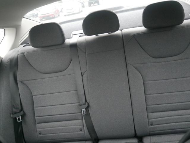 Used 2025 Kia K4 EX image 35