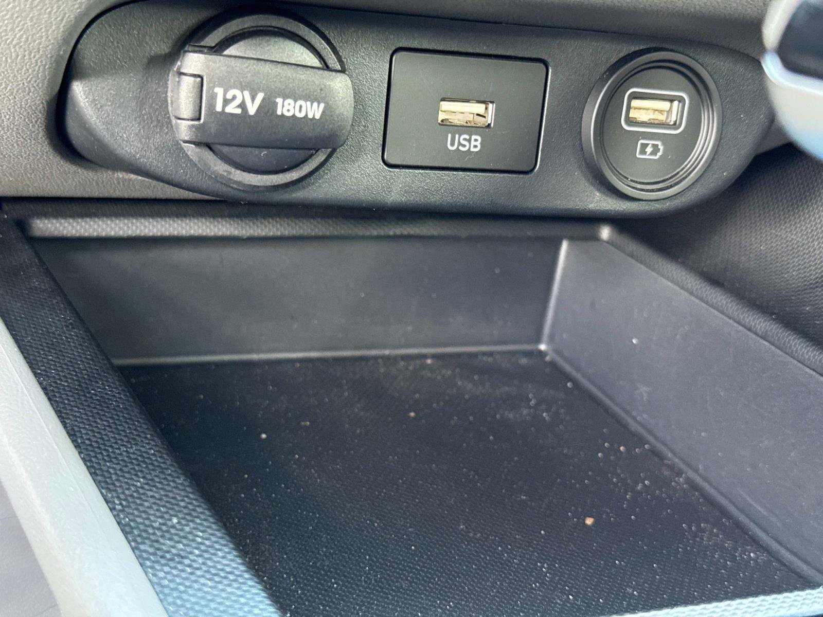 Used 2023 Hyundai Elantra SEL image 23
