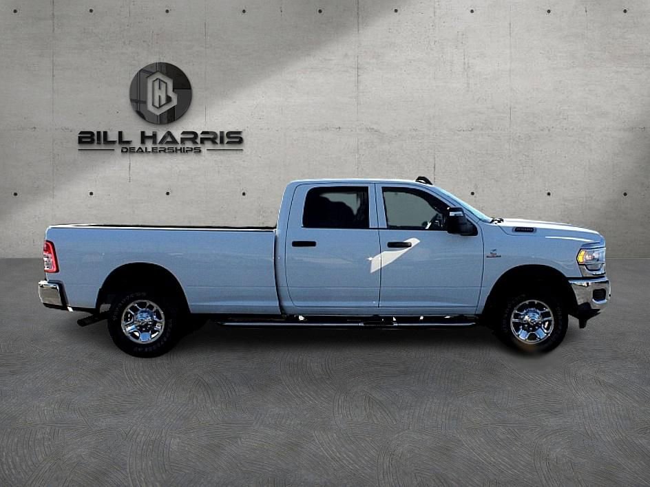 Used 2024 RAM 2500 Tradesman w/ Chrome Appearance Group image 7