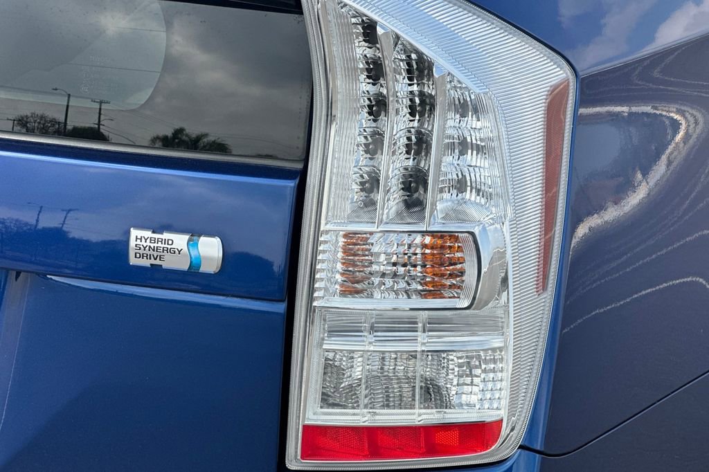 Used 2010 Toyota Prius One FWD image 27