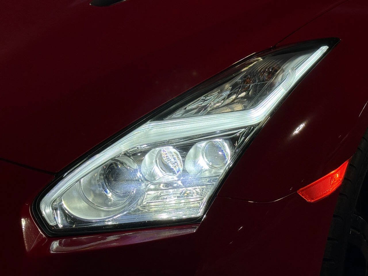 Used 2015 Nissan GT-R Black Edition AWD/4WD image 45