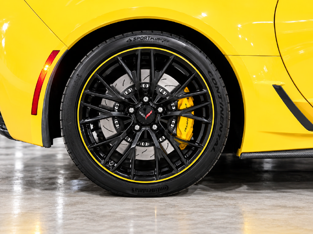 Used 2019 Chevrolet Corvette Z06 RWD image 36