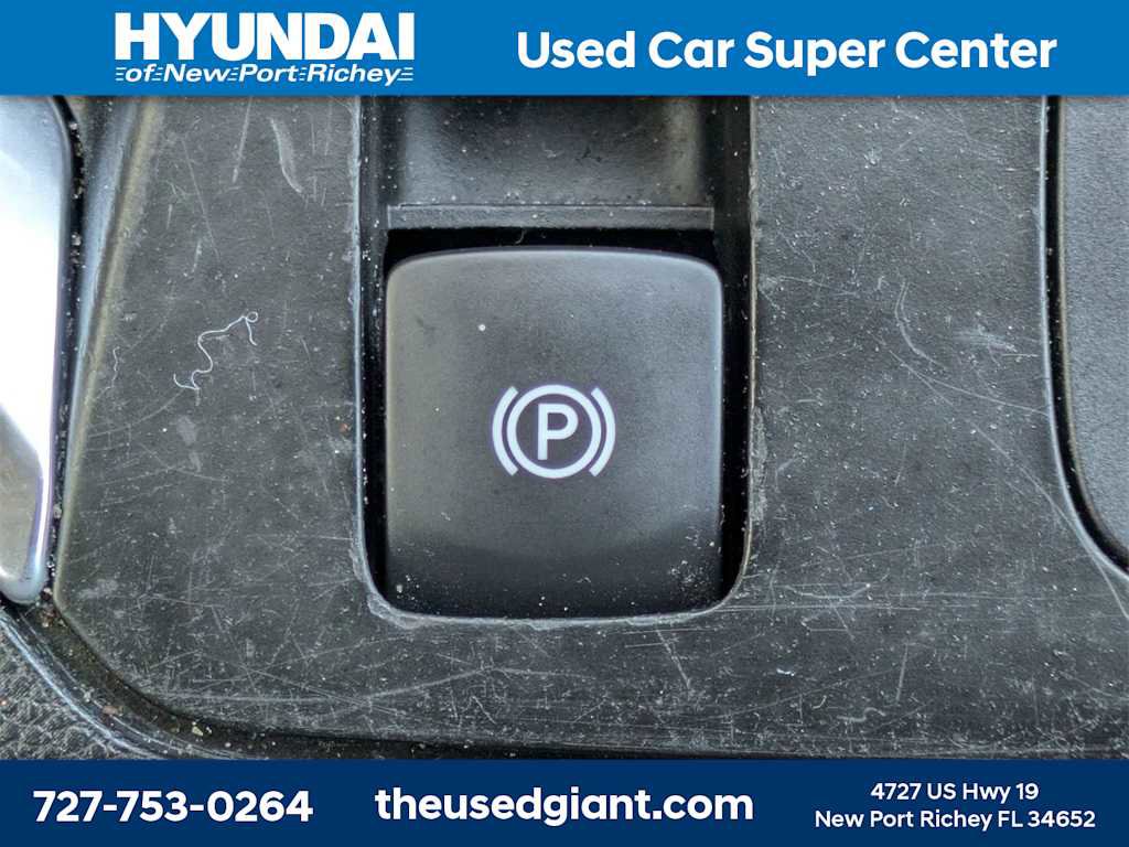 Used 2019 Chevrolet Traverse LT image 31