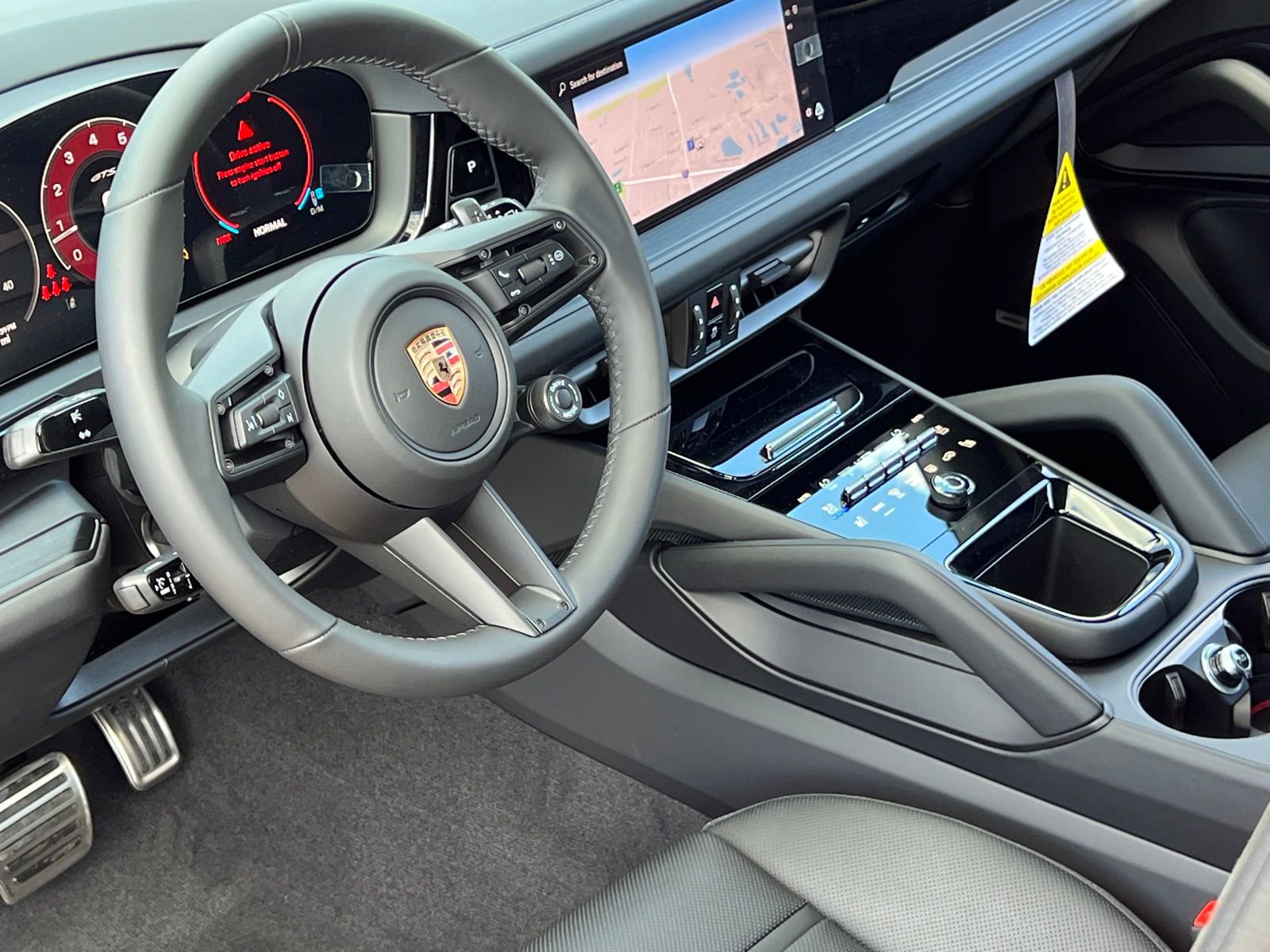 New 2026 Porsche Cayenne GTS image 4