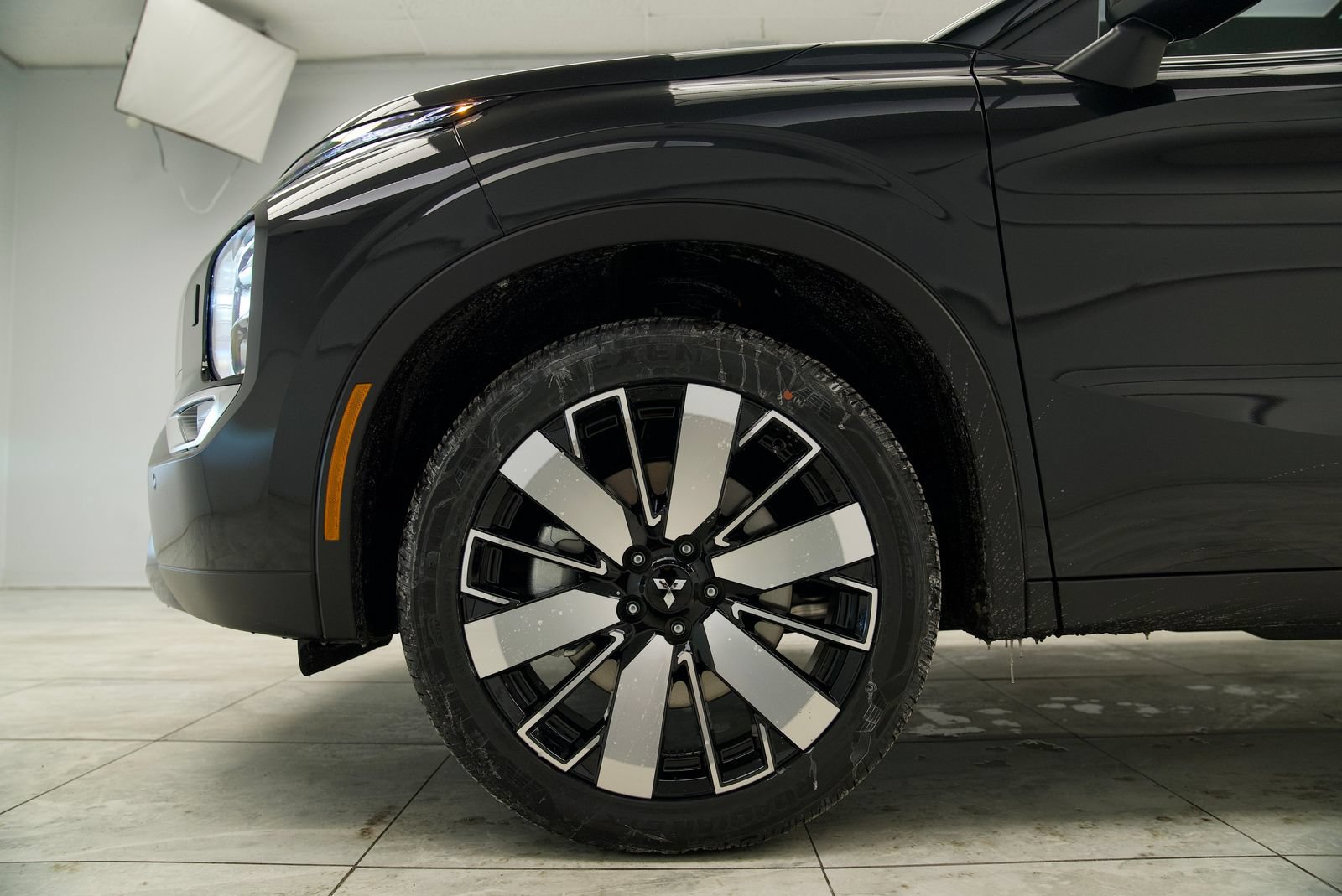 Used 2025 Mitsubishi Outlander SE AWD/4WD image 33