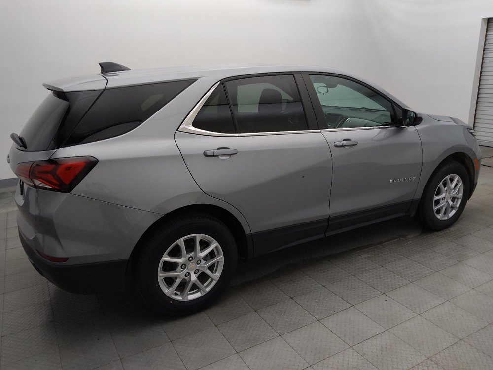 Used 2023 Chevrolet Equinox LT w/ Driver Convenience Package AWD/4WD image 10