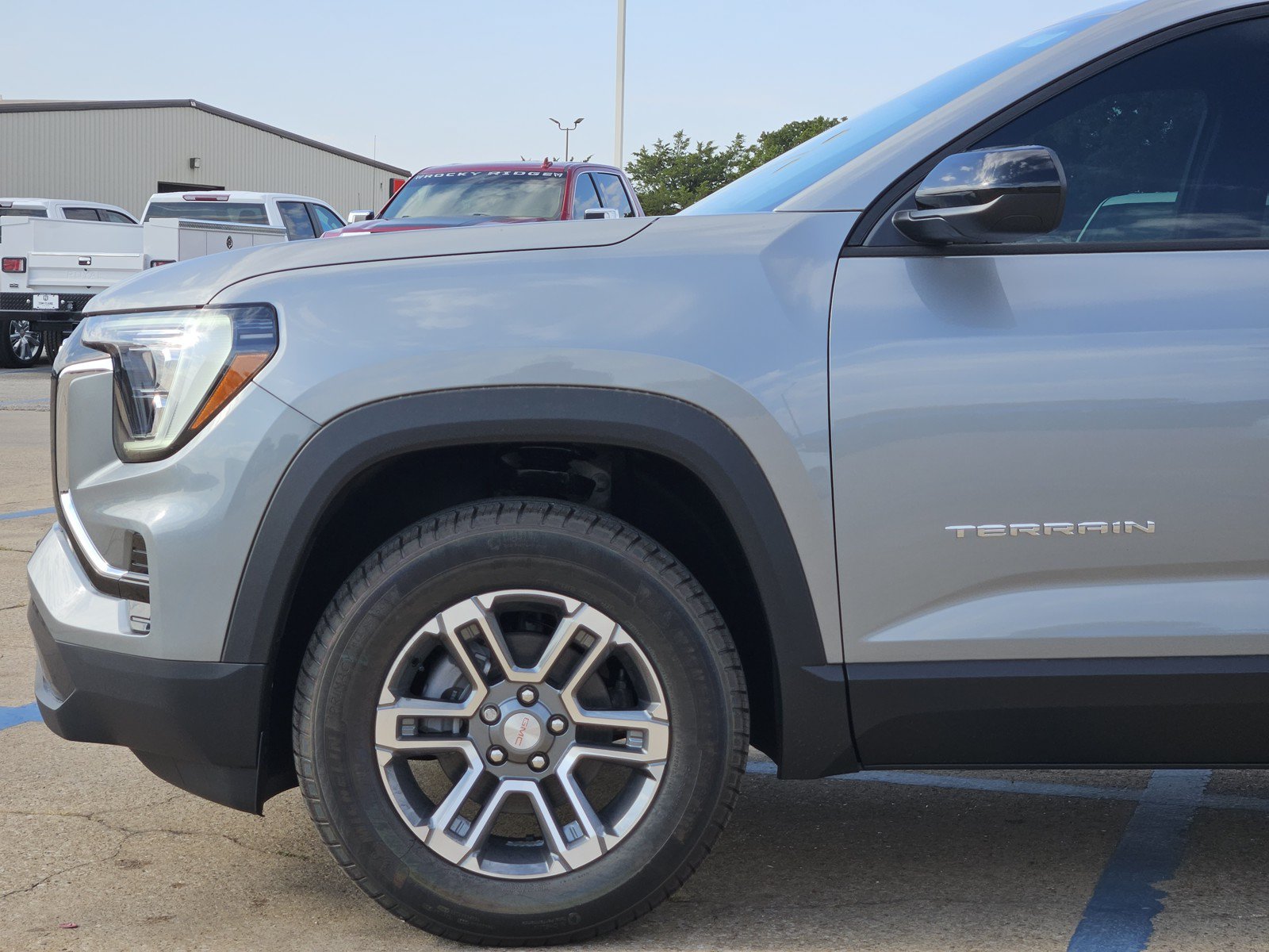 New 2027 GMC Terrain Elevation w/ LPO, Floor Liner Package FWD image 6