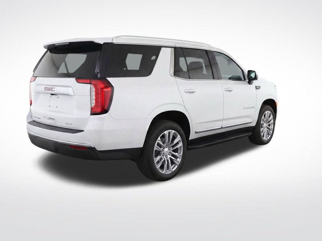 Certified 2023 GMC Yukon SLT w/ SLT Luxury Package AWD/4WD image 32