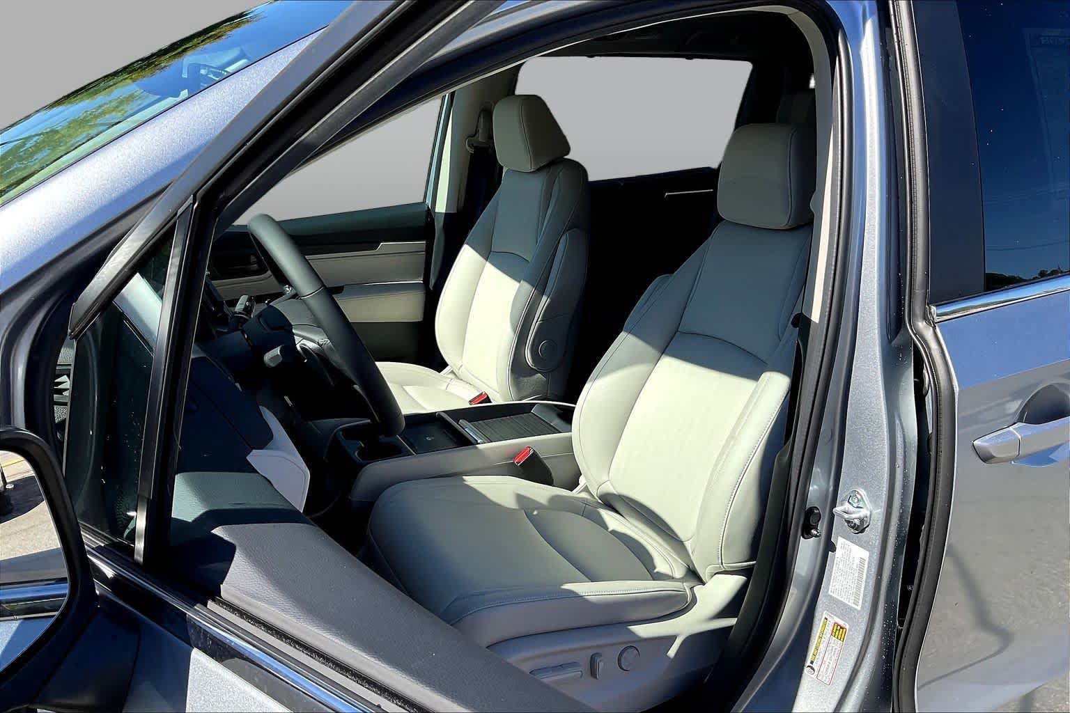 New 2027 Honda Odyssey EX-L image 9
