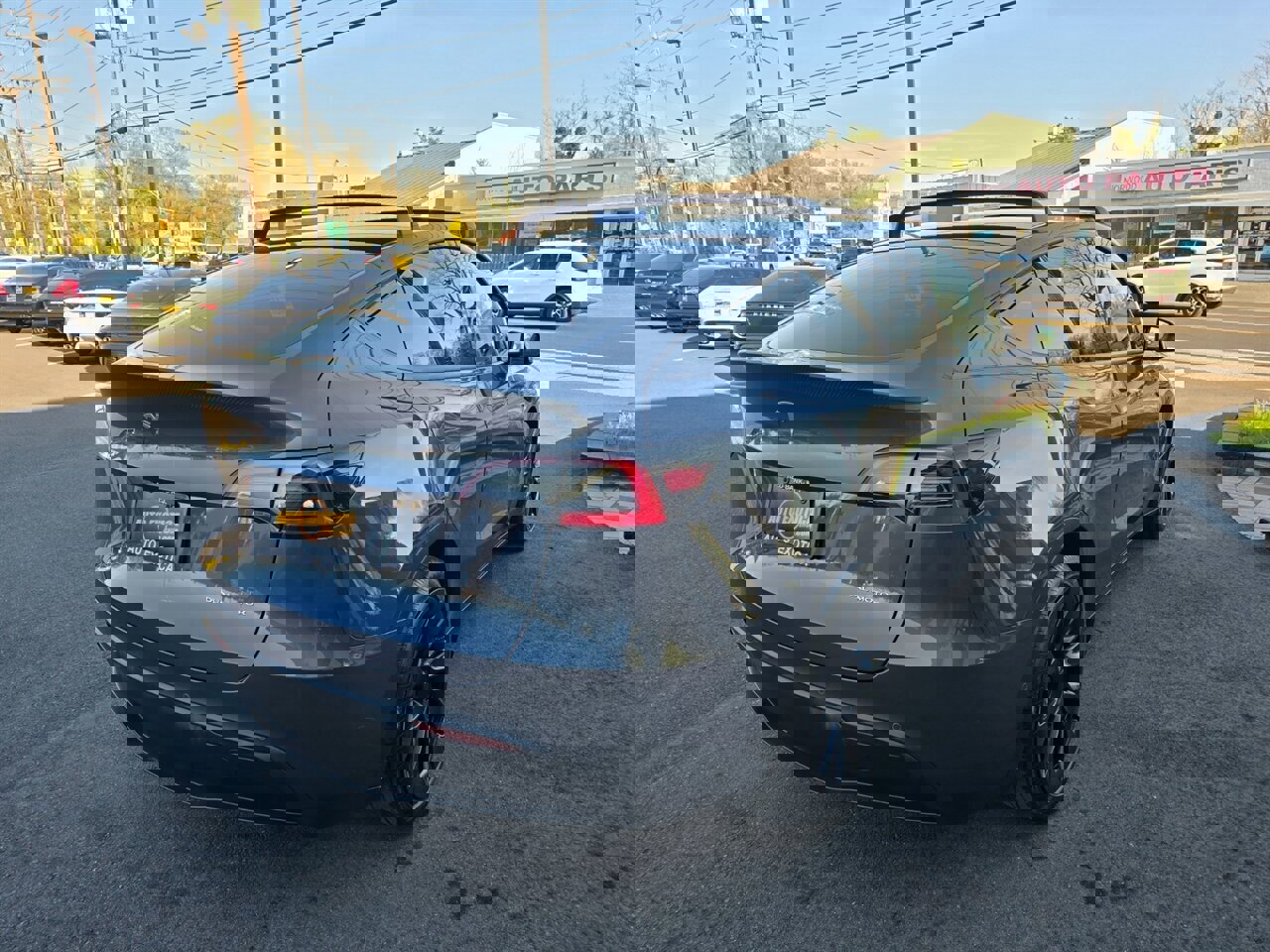 Used 2021 Tesla Model Y Long Range image 3