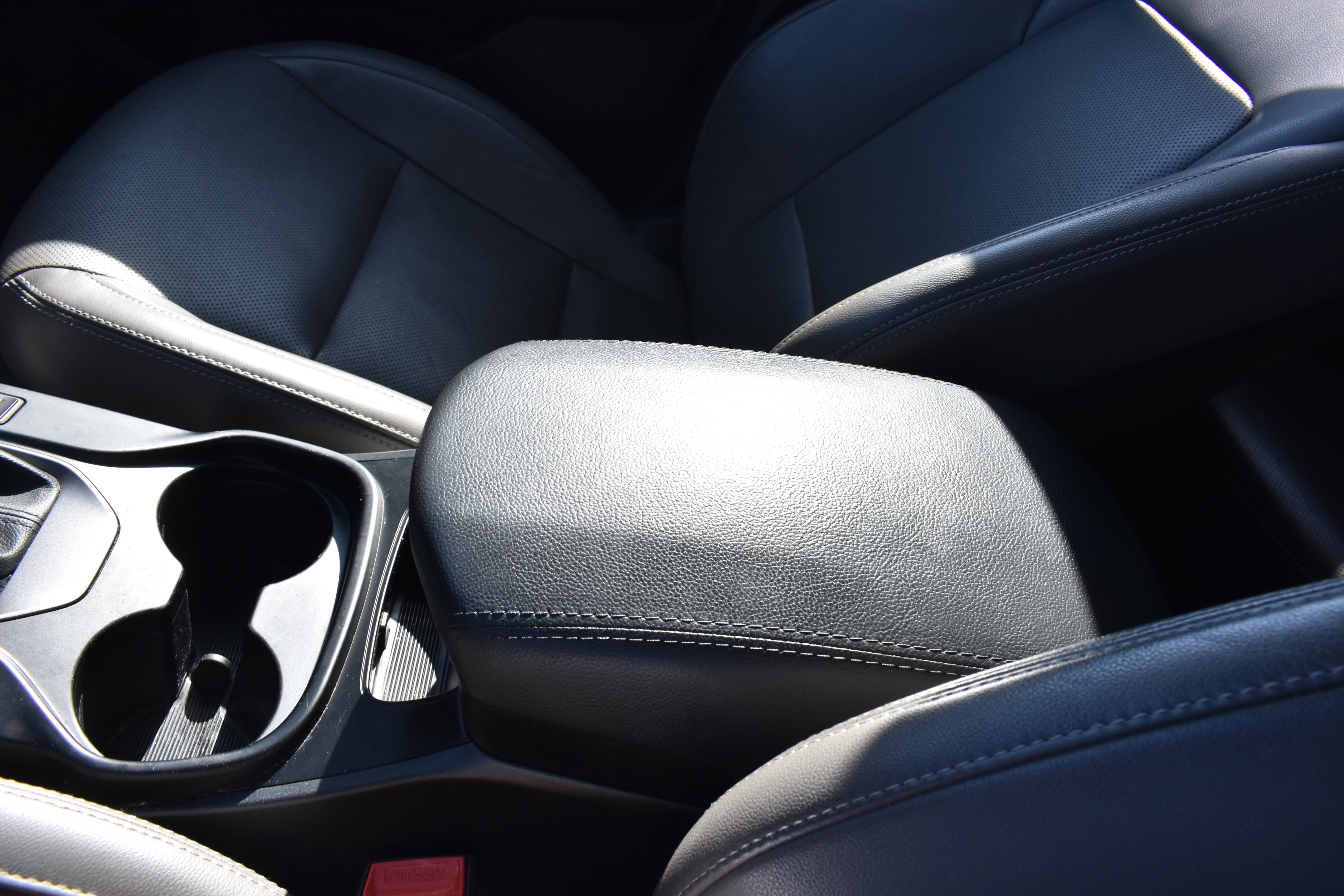 Used 2016 Hyundai Santa Fe Limited w/ Option Group 04 image 23