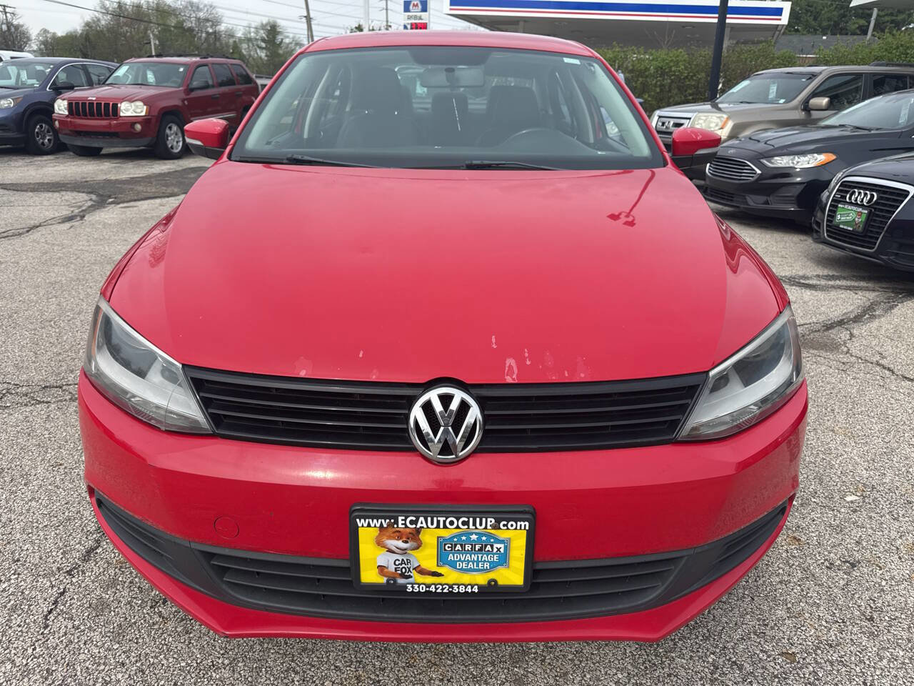 Used 2011 Volkswagen Jetta SE FWD image 3