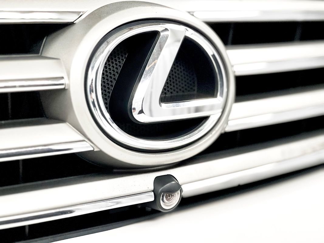 Used 2013 Lexus LX 570 4WD w/ Luxury Pkg image 14