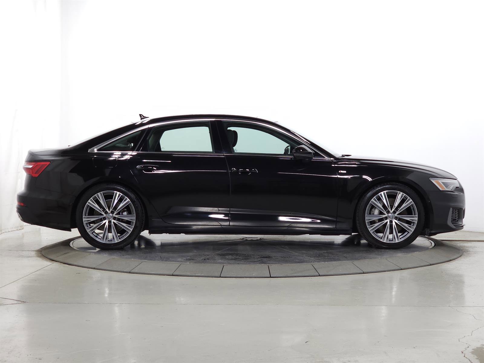 Used 2019 Audi A6 3.0T Premium Plus image 11