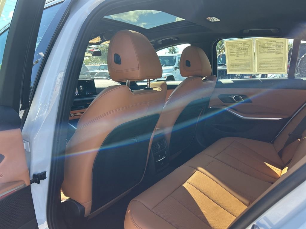 Used 2025 BMW 330i xDrive Sedan image 34