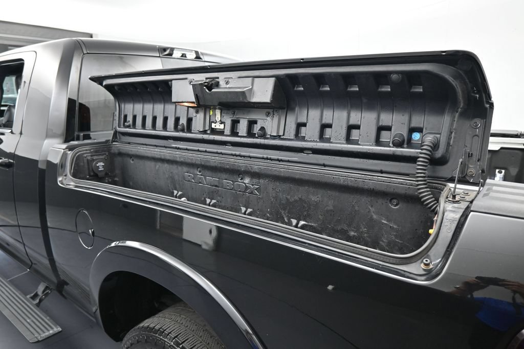 Used 2023 RAM 2500 Limited AWD/4WD image 47