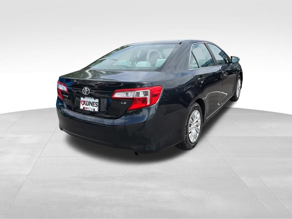 Used 2012 Toyota Camry LE FWD image 9