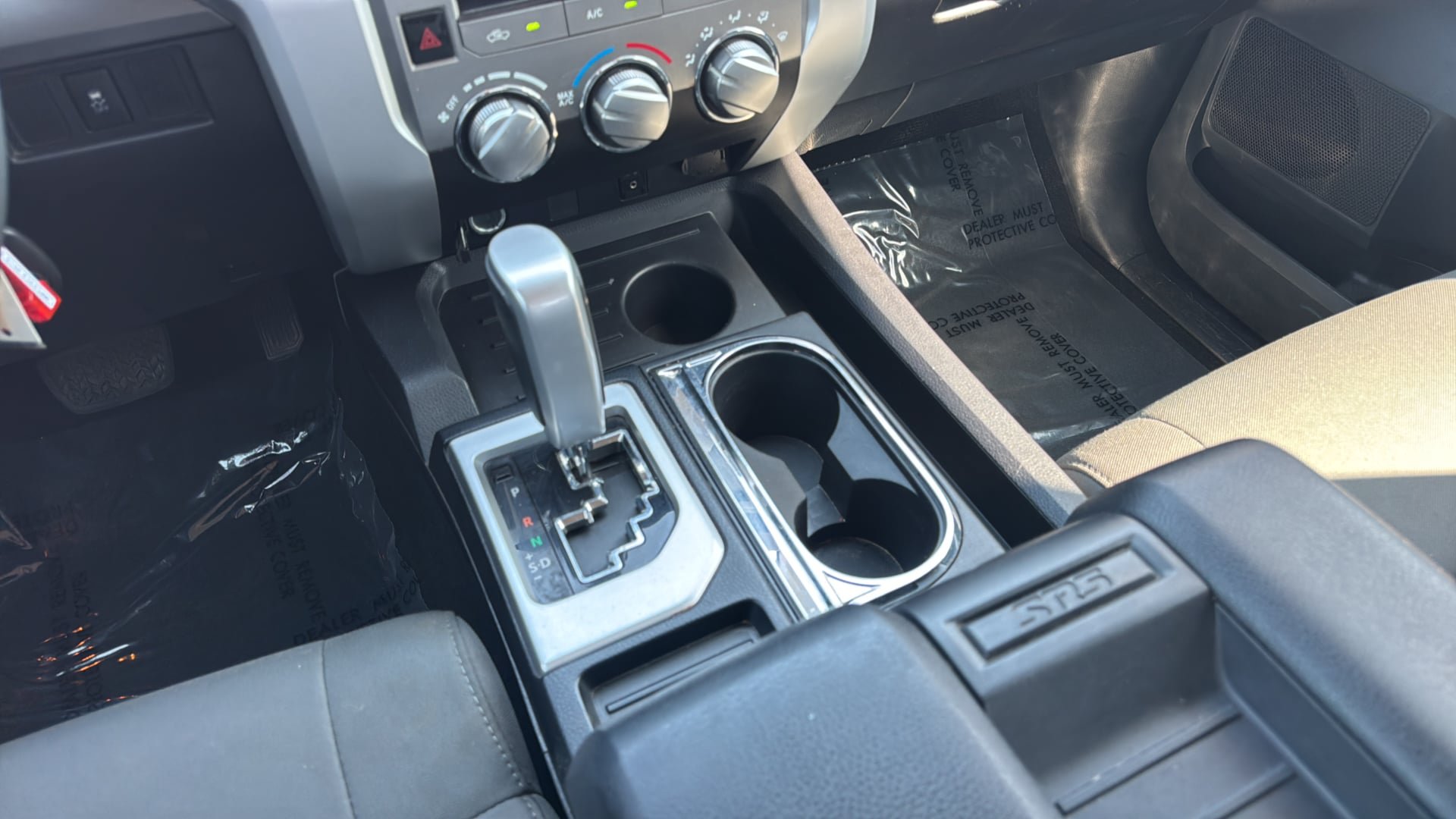 Used 2015 Toyota Tundra SR5 w/ SR5 Upgrade Package RWD image 23
