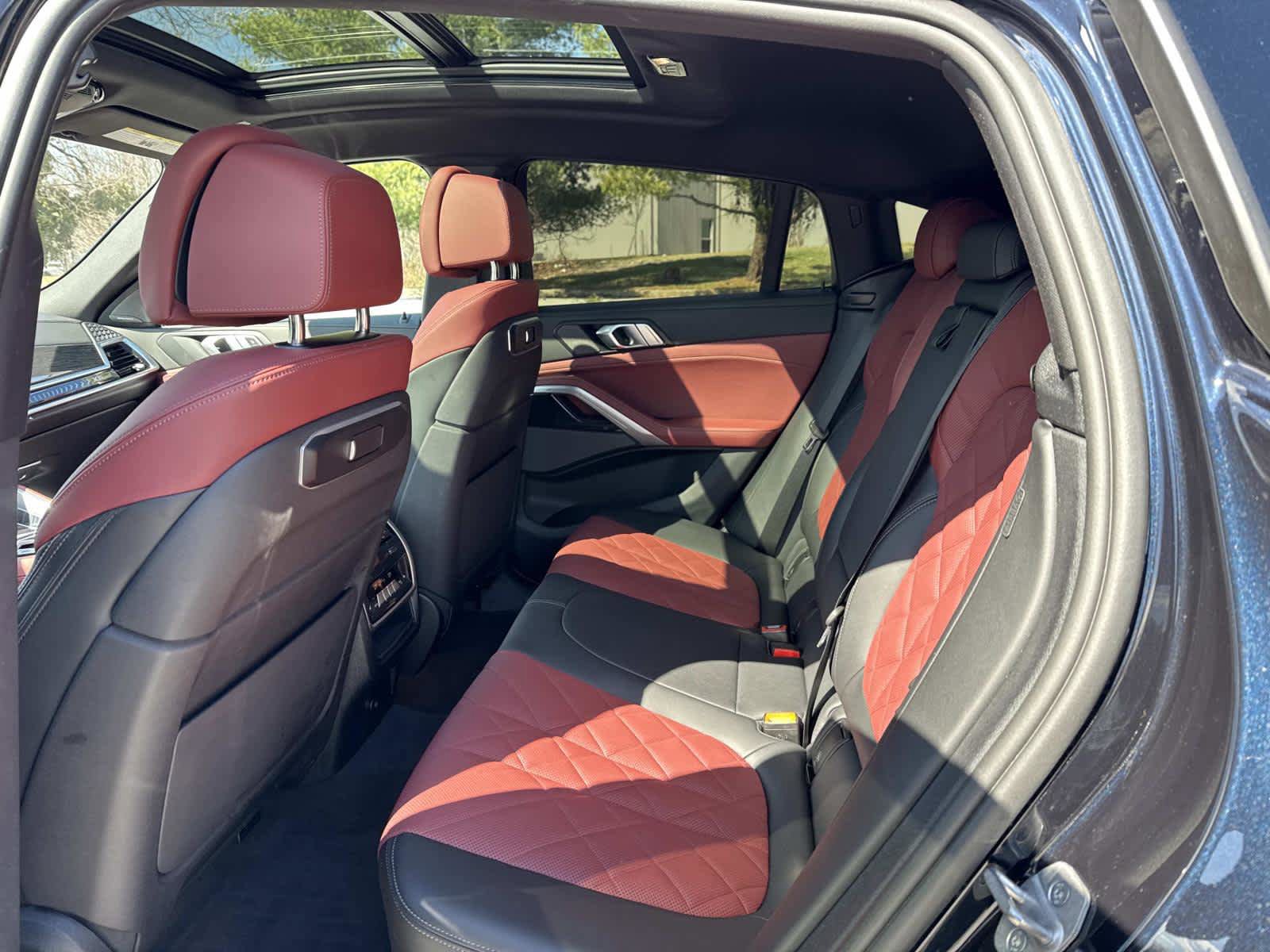 Certified 2024 BMW X6 xDrive40i w/ Premium Package image 15