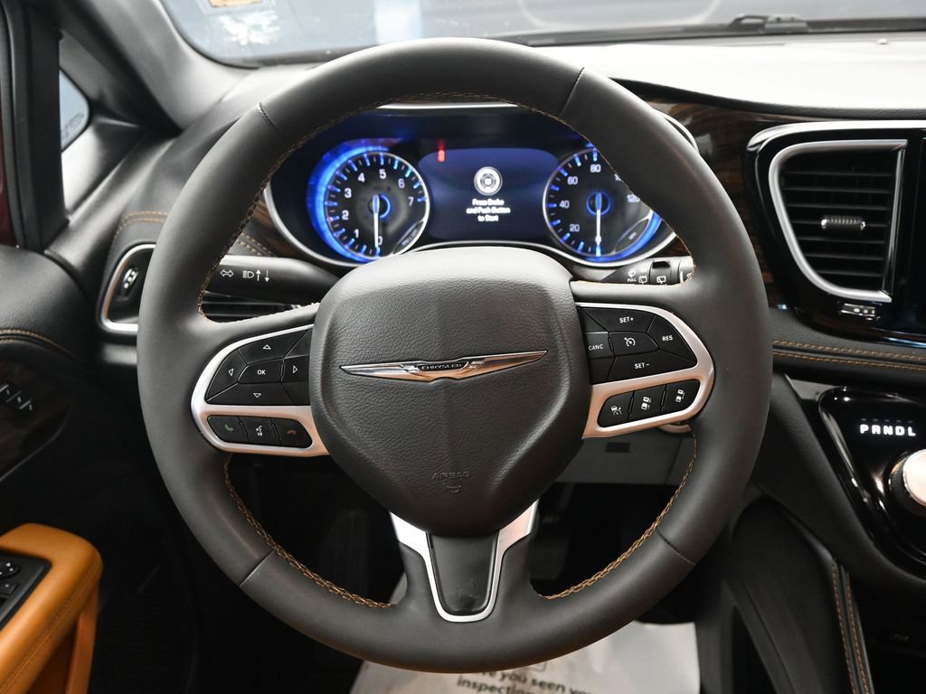 Used 2022 Chrysler Pacifica Pinnacle image 28