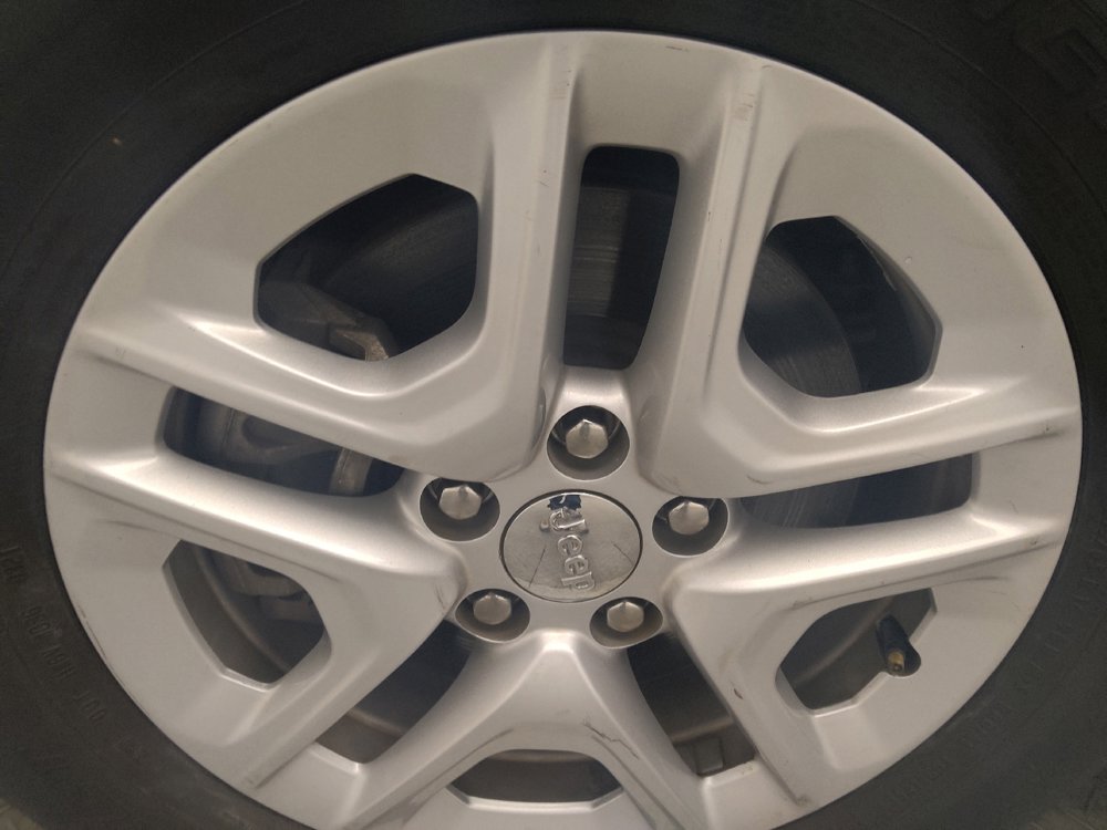 Used 2020 Jeep Compass Sport FWD image 31