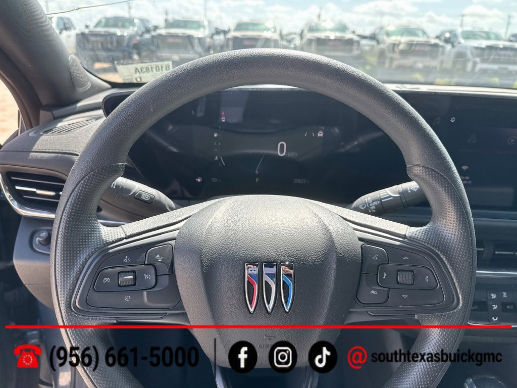 Used 2025 Buick Envista Preferred w/ Convenience II Package FWD image 14