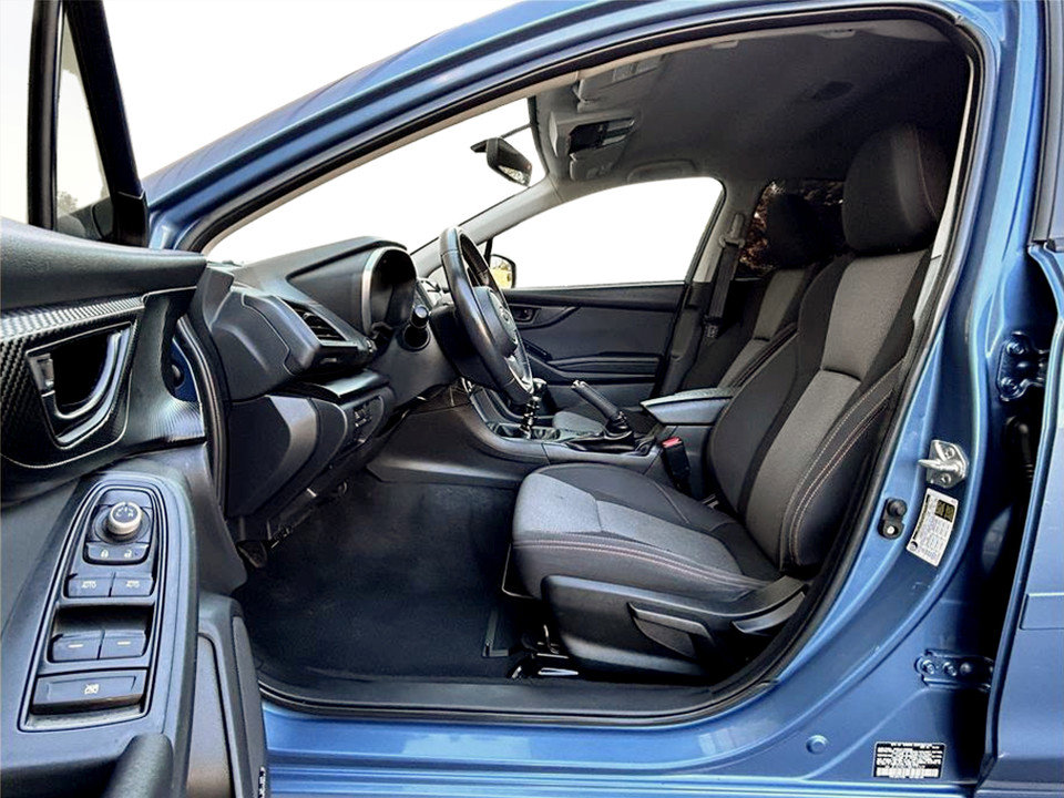 Used 2021 Subaru Crosstrek 2.0i Premium image 9