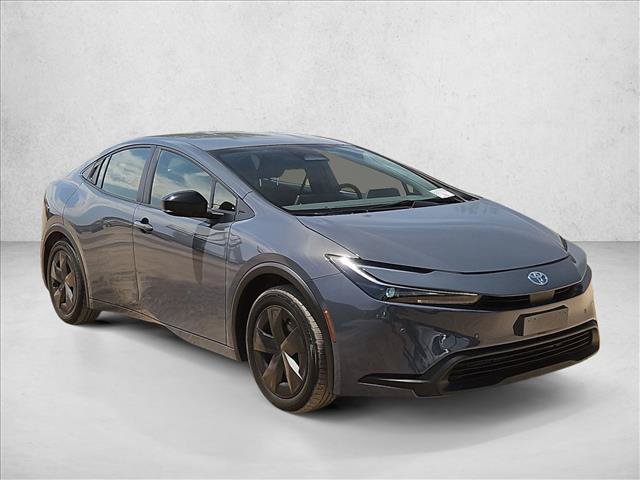 Used 2026 Toyota Prius LE FWD image 3