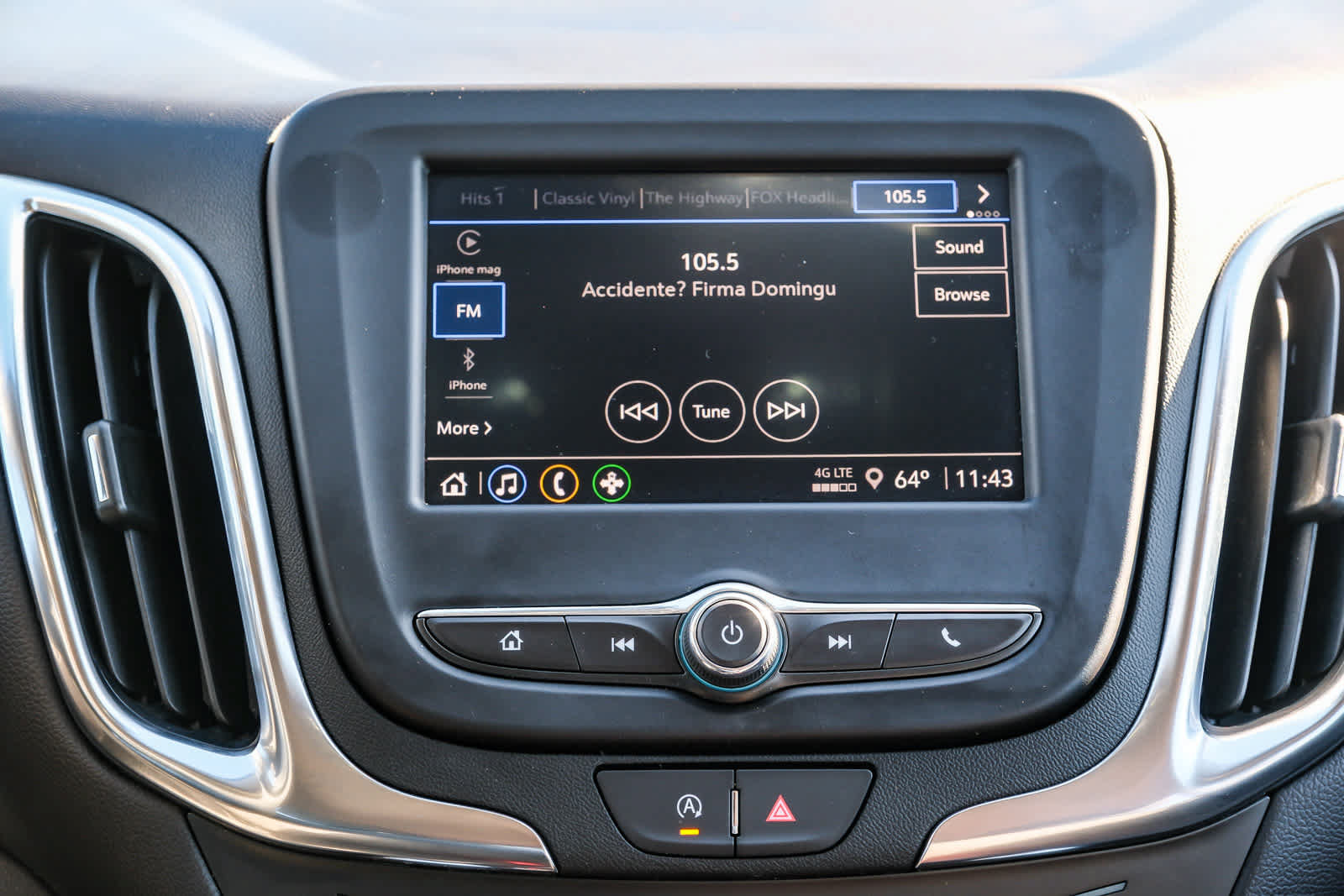 Used 2024 Chevrolet Equinox LT AWD/4WD image 14