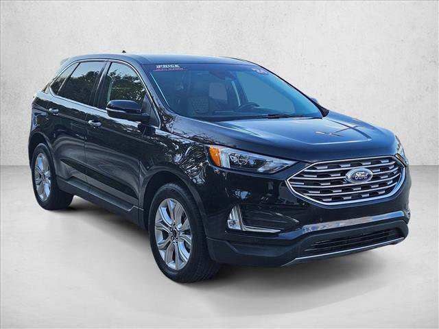 Used 2024 Ford Edge Titanium image 3