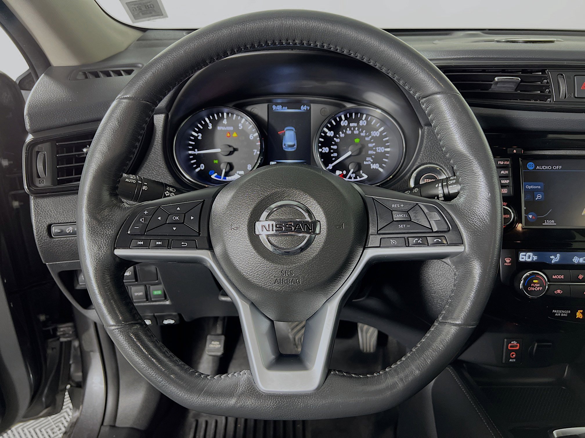 Used 2017 Nissan Rogue SL w/ SL HEV Premium Package image 12